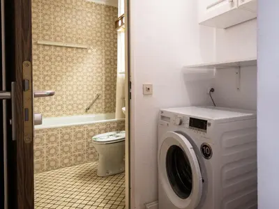 Ein Badezimmer in der Unterkunft Apartment Panoramablick - A1001 by Interhome
