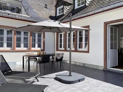 Das Gebäude in dem sich die Ferienwohnung befindet