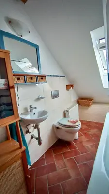 Ein Badezimmer in der Unterkunft Ferienappartement Rondine Bekond