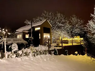 Sunset Tiny House GbR im Winter