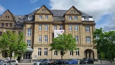 Das Gebäude in dem sich die Ferienwohnung befindet
