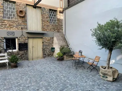 Das Gebäude in dem sich die Ferienwohnung befindet