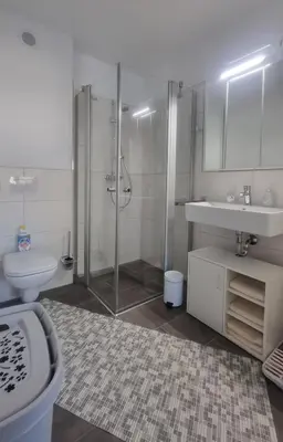 Ein Badezimmer in der Unterkunft Gemütliche Ferienwohnung Reinsfeld