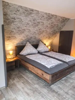 Ein Bett oder Betten in einem Zimmer der Unterkunft Rheinterrasse Wohnung 3