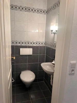Ein Badezimmer in der Unterkunft App7 - place2b - direkt am Rhein