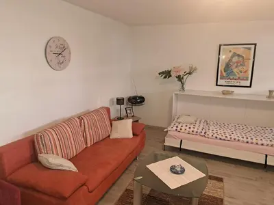 Ein Sitzbereich in der Unterkunft Ferienwohnung Hilgert