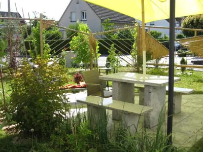 Ein Garten an der Unterkunft Diamanthaus 2 Koblenz