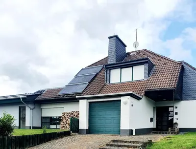 Das Gebäude in dem sich die Ferienwohnung befindet