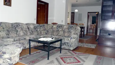 Ein Sitzbereich in der Unterkunft FeWo Wedemann 55543 Bad Kreuznach