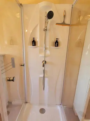 Ein Badezimmer in der Unterkunft Ferienwohnung im Haus Waldblick