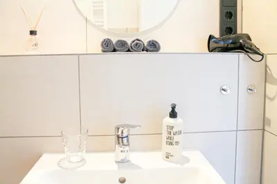 Grundriss der Unterkunft Tropical Apartment - für Freunde & Familien, stadtnah, Parkplatz, E-Ladestation, Gitterbox für Fahrräder, Fitnessstudio, digitale Gästemappe mit Restaurant- und Unternehmenstipps