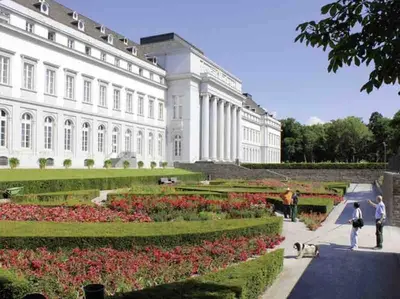 Ein Garten an der Unterkunft Stilvolle Altstadtwohnung mit 2 Schlafzimmern