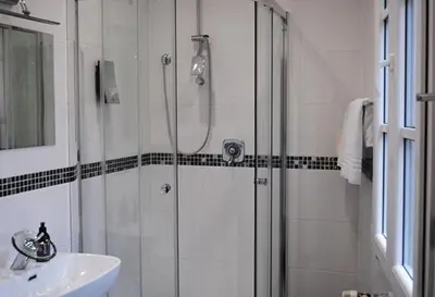 Ein Badezimmer in der Unterkunft Gästehaus Weingut Schier im Zehnthof