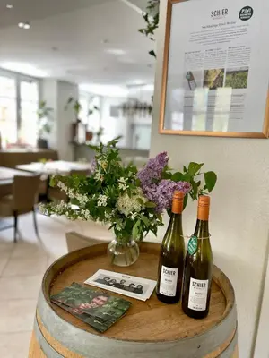 Getränke in der Unterkunft Gästehaus Weingut Schier im Zehnthof