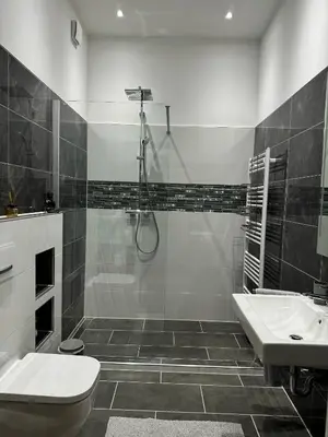 Ein Badezimmer in der Unterkunft Hotel zum Rittersprung
