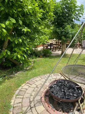 Ein Garten an der Unterkunft Ferienwohnung 
