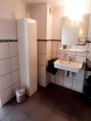 Ein Badezimmer in der Unterkunft Das AMBIENTE I - Komfortables Wohnerlebnis mit Moselromantik - Herzlich Willkommen -