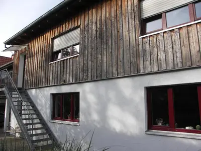 Das Gebäude in dem sich die Ferienwohnung befindet