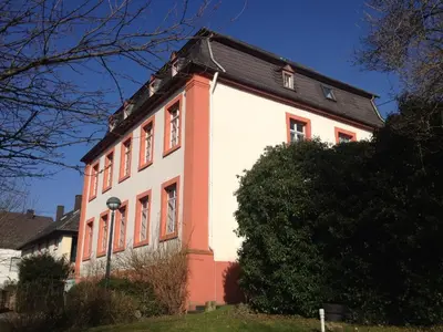 Das Gebäude in dem sich das Hotel befindet