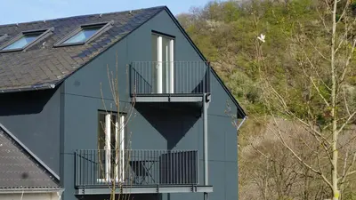 Das Gebäude in dem sich die Ferienwohnung befindet