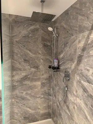 Ein Badezimmer in der Unterkunft Blockhütte Engeln-Eifel