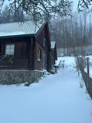 Blockhütte Engeln-Eifel im Winter