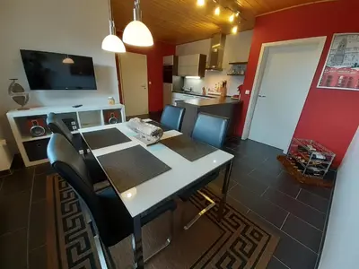 Küche/Küchenzeile in der Unterkunft Ferienwohnung Terrasse Parkplatz WallBox Nürburgring
