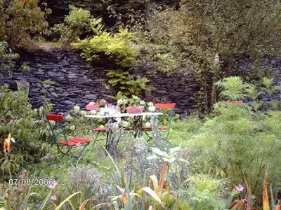 Ein Garten an der Unterkunft Ferienhaus Barbarasegen