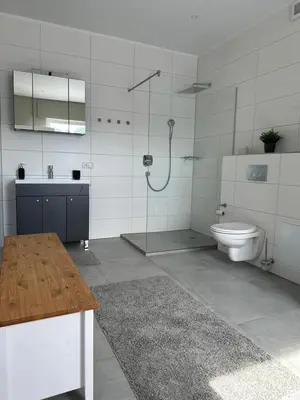Ein Badezimmer in der Unterkunft Deluxe Am Ring
