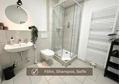 Ein Badezimmer in der Unterkunft Special Apartment - stadtnah, Balkon, Parkplatz, E-Ladestation, Gitterbox für Fahrräder, Fitnessstudio