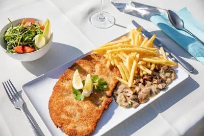 Essen im Hotel oder in der Nähe