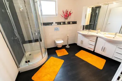Ein Badezimmer in der Unterkunft Gasthaus Tannenhof