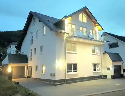 Das Gebäude in dem sich die Ferienwohnung befindet