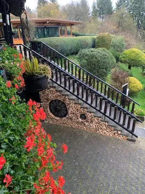 Ein Garten an der Unterkunft Haus Petra