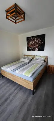 Ein Bett oder Betten in einem Zimmer der Unterkunft 4-Sterne zertifizierte Ferienwohnung Festung zu Ketghe - Nähe Koblenz für Urlaub und Arbeit