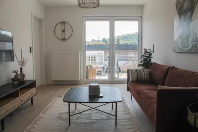 Ein Sitzbereich in der Unterkunft African-Style Apartment - stadtnah, Parkplatz, E-Ladestation für Auto & Fahrräder, Gitterbox für Fahrräder, Fitnessstudio