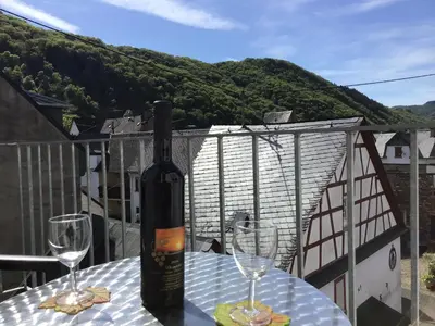 Ein allgemeiner Bergblick oder ein Berglick von der Ferienwohnung aus