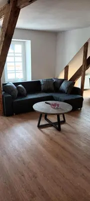 Ein Sitzbereich in der Unterkunft Buergerhaus Zeltingen Fewo