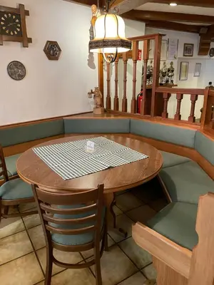 Ein Sitzbereich in der Unterkunft Hotel Pension Balthasar