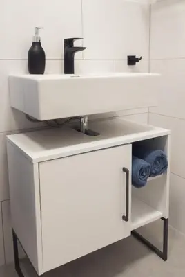 Küche/Küchenzeile in der Unterkunft Charmantes denkmalgeschütztes Tiny House am Rhein