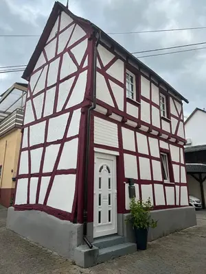 Das Gebäude in dem sich das Chalet befindet