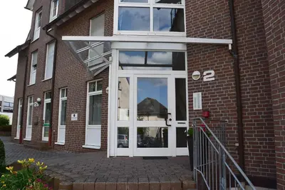 Eine Fassade oder ein Eingang zu Gästezimmer Leonore