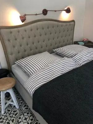Ein Bett oder Betten in einem Zimmer der Unterkunft Mosel-Erker