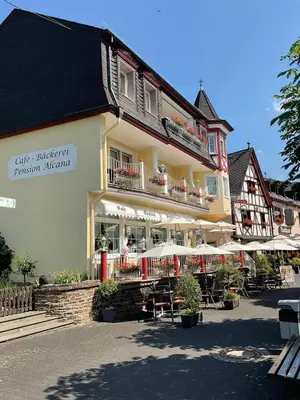 Das Gebäude in dem sich die Pension befindet