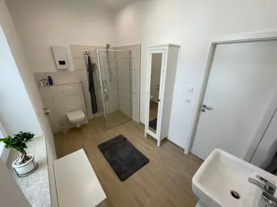 Ein Badezimmer in der Unterkunft Apartment in Mayen Zentrum nur 100 Meter