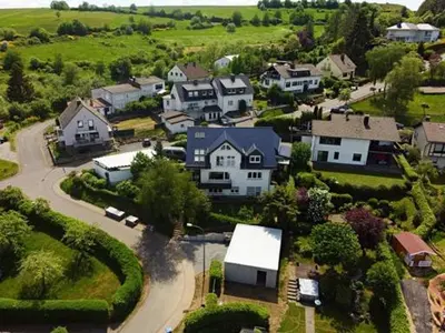 Das Gebäude in dem sich die Ferienwohnung befindet