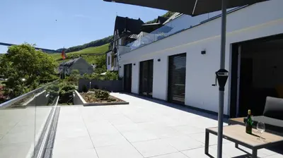 Ein allgemeiner Bergblick oder ein Berglick von der Ferienwohnung aus
