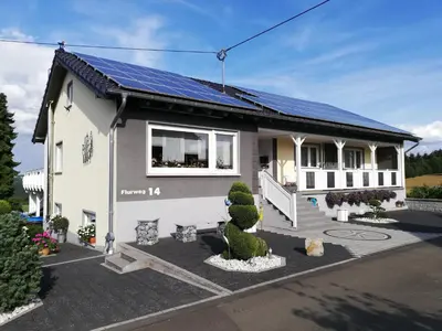 Das Gebäude in dem sich die Ferienwohnung befindet