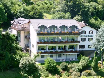 Das Gebäude in dem sich das Hotel befindet
