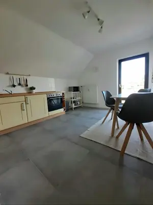 Küche/Küchenzeile in der Unterkunft EIFELSTERN-Schöne Ferienwohnung mit Balkon